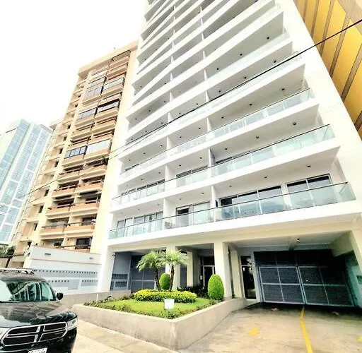 Espacio Luxury Apartments - Malecon 28 De Julio.